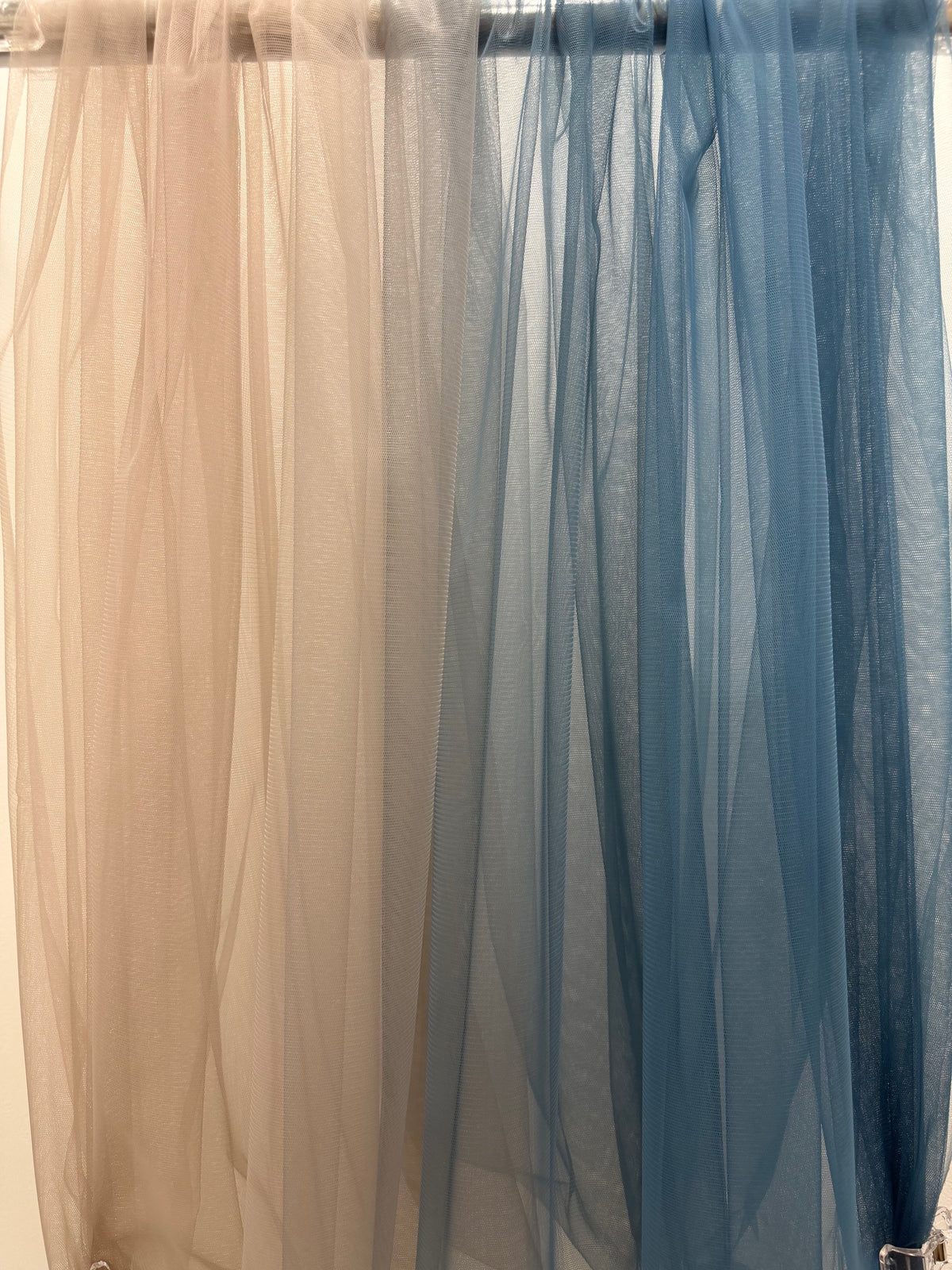 ML212 - Ombre Tulle Fabric by Yard – 58"