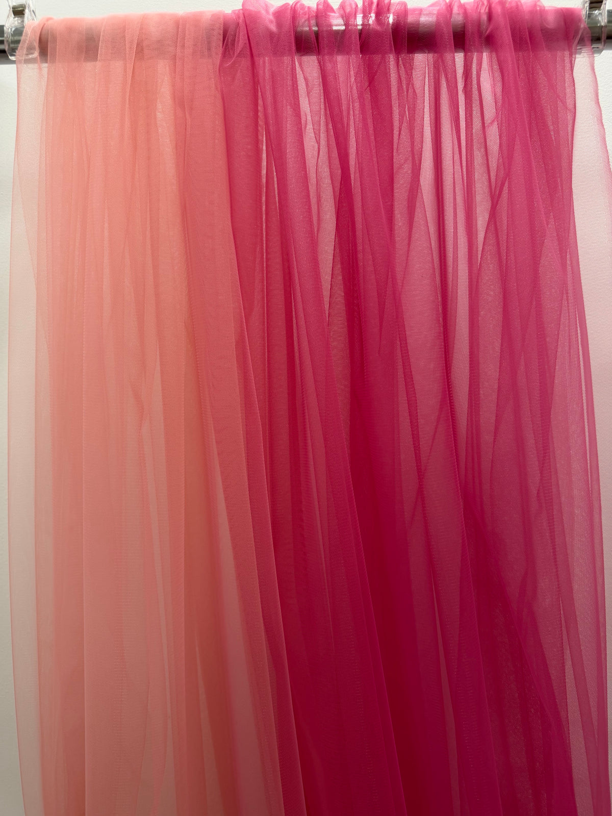 ML212 - Ombre Tulle Fabric by Yard – 58"