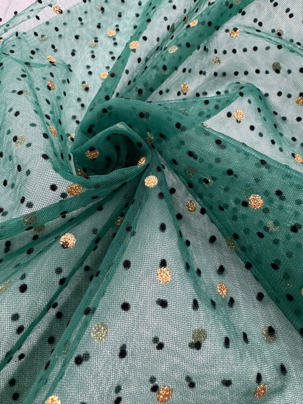 ML153 VELVET POLKADOT TULLE