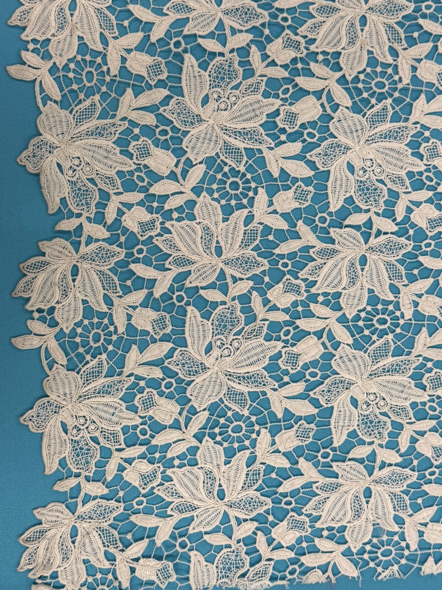 ML157 OFF WHITE Floral  Corded Lace Guipiure / Chemical Lace Embroidery