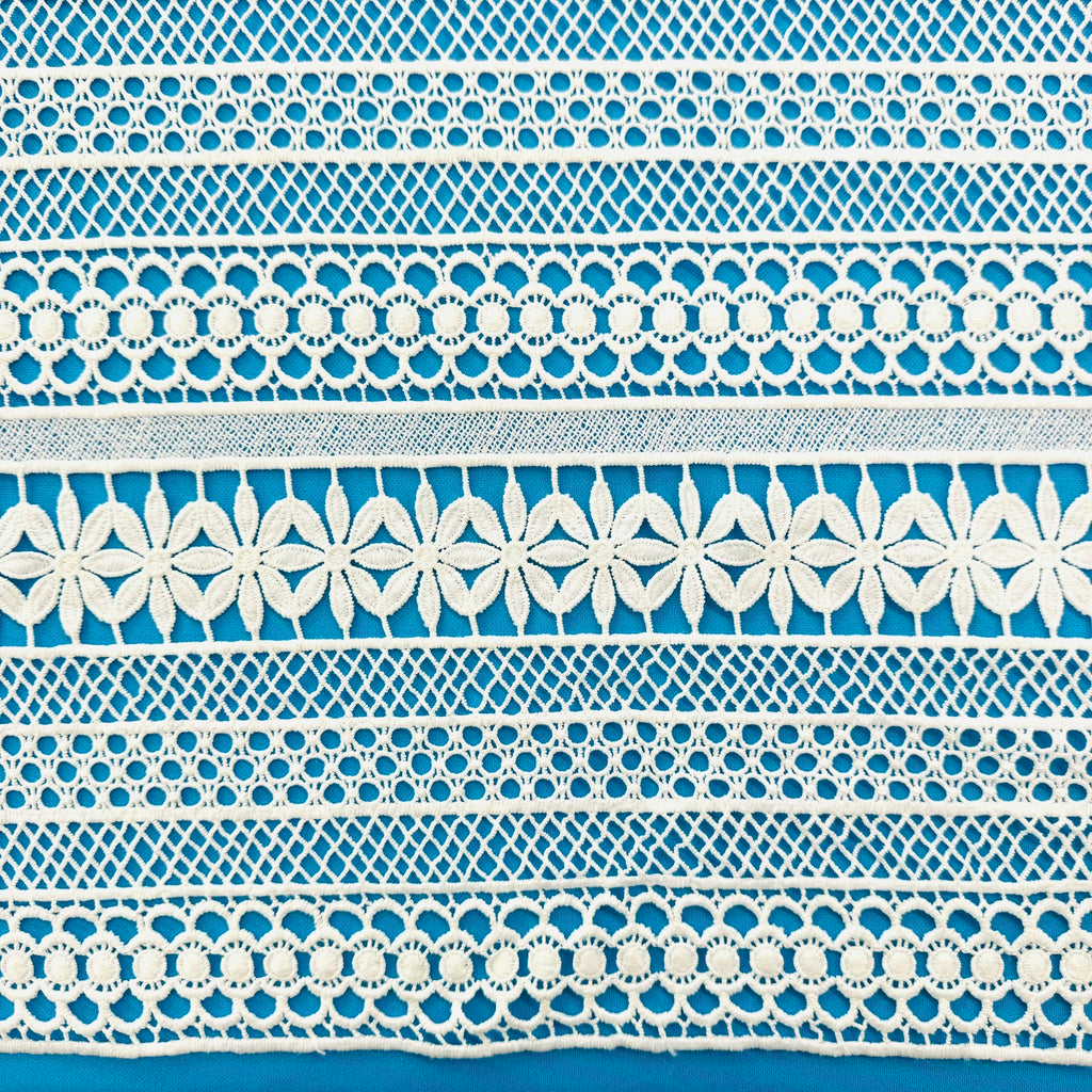 ML111 IVORY Floral Lace Guipiure / Chemical Lace Embroidery