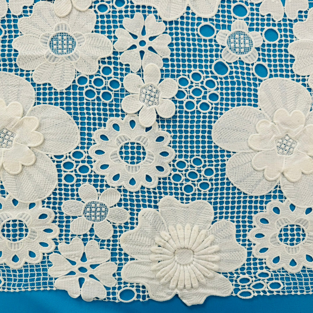 ML120 OFF WHITE Floral 3D Lace Guipiure / Chemical Lace Embroidery