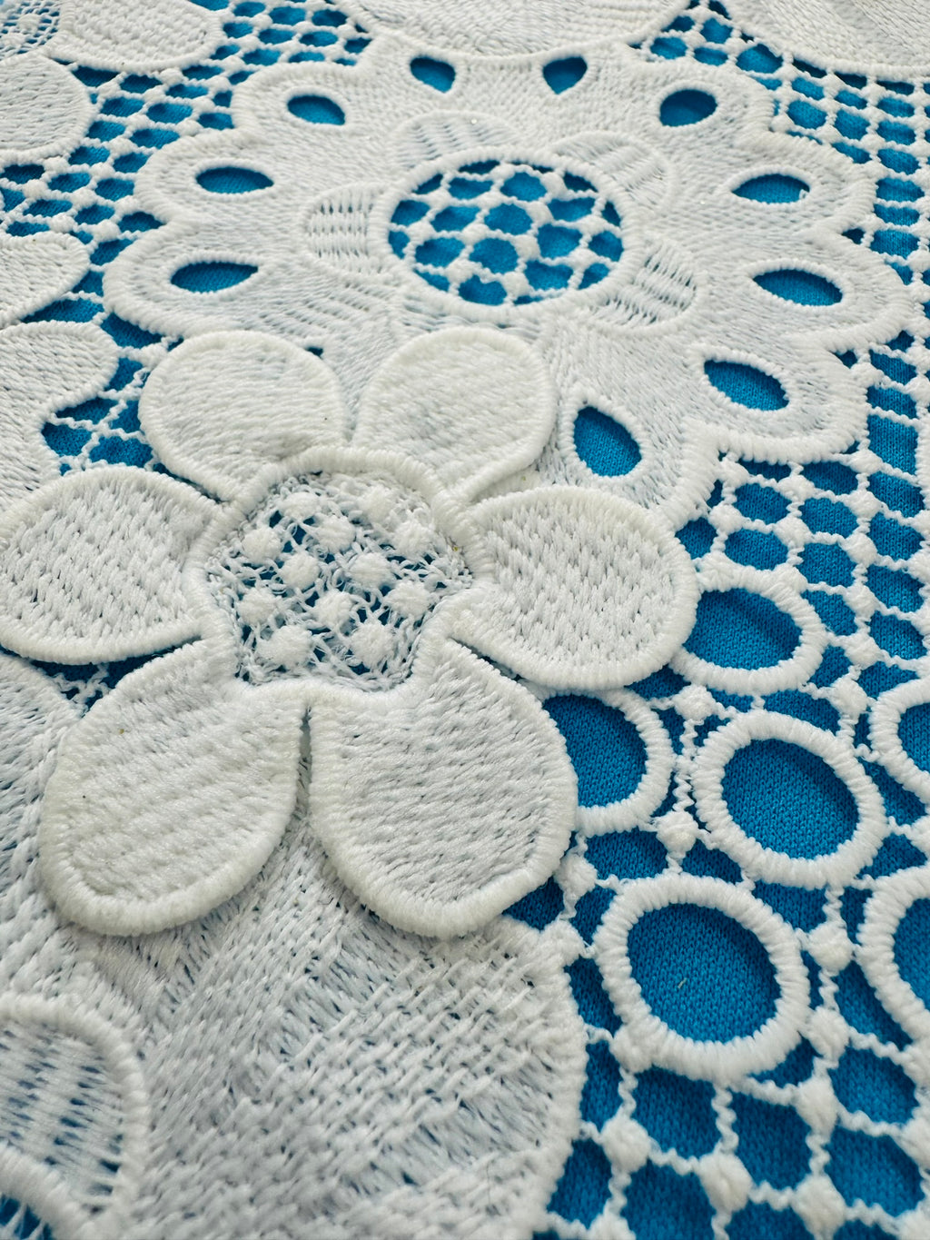 ML120 OFF WHITE Floral 3D Lace Guipiure / Chemical Lace Embroidery