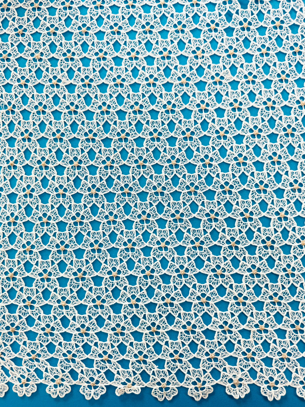 ML119 OFF WHITE/GOLD Floral Lace Guipiure / Chemical Lace Embroidery