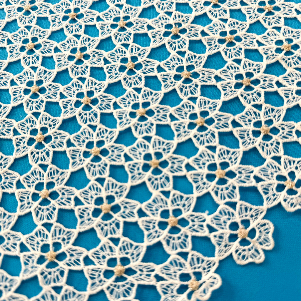 ML119 OFF WHITE/GOLD Floral Lace Guipiure / Chemical Lace Embroidery