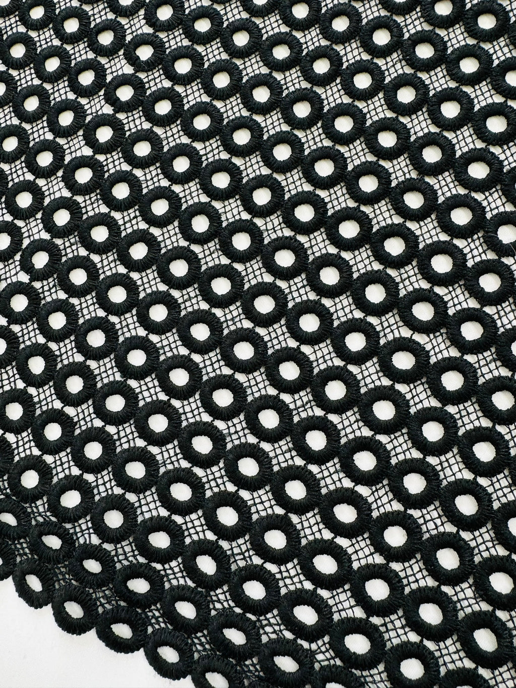 ML114 BLACK Circles Abstract Lace Guipiure / Chemical Lace Embroidery