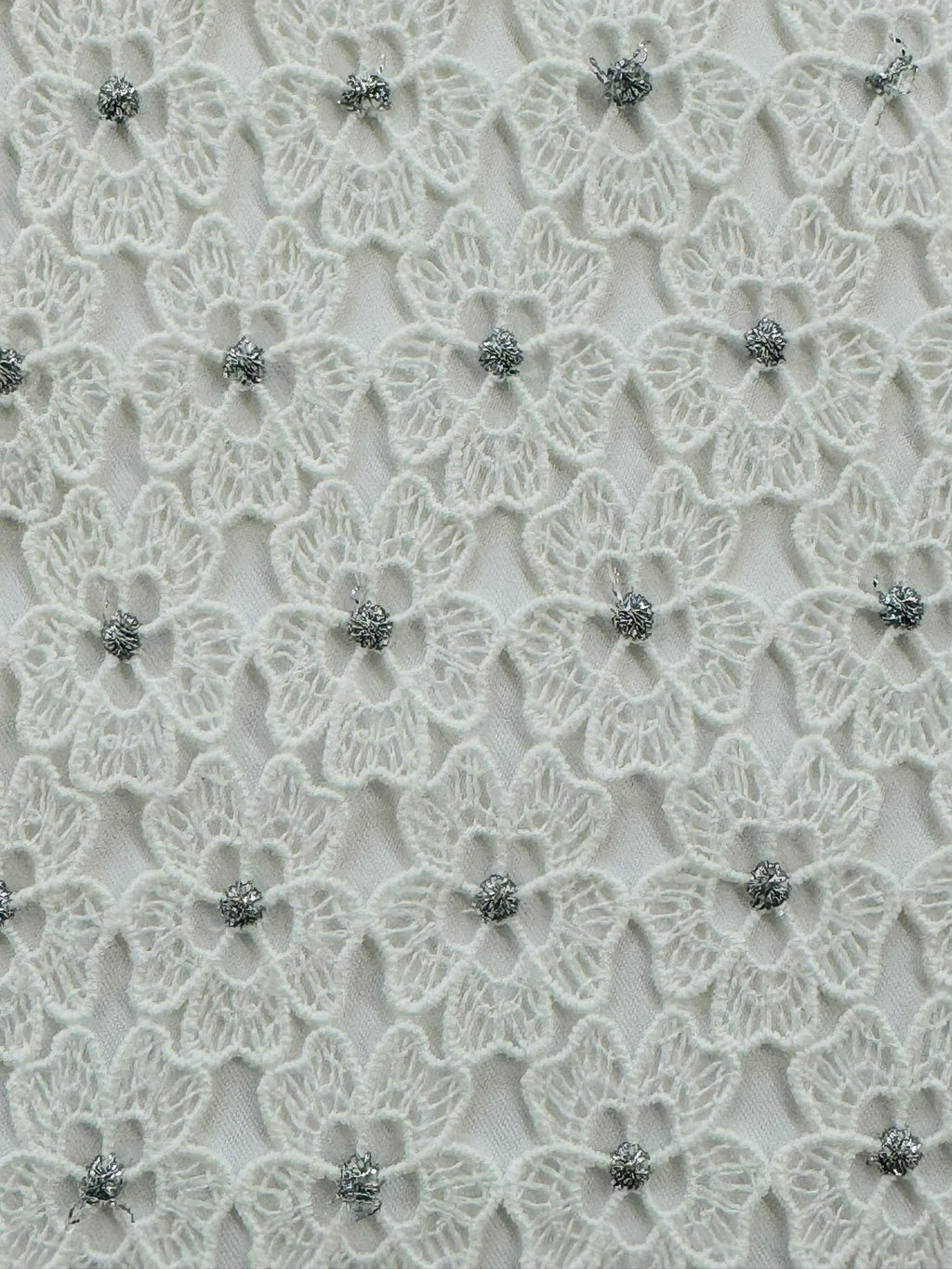 ML119 OFF WHITE/SILVER Floral Lace Guipiure / Chemical Lace Embroidery