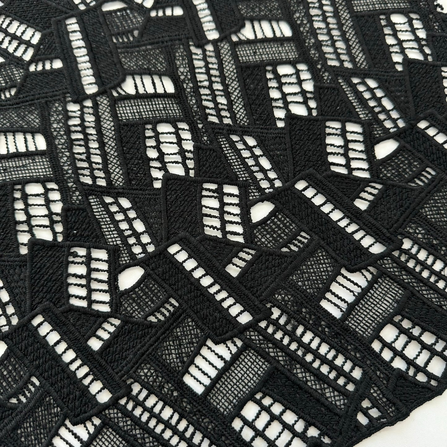 ML107 BLACK Guipiure / Chemical Lace Embroidery