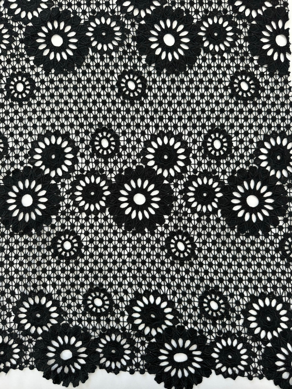 ML113 BLACK Floral Lace Guipiure / Chemical Lace Embroidery