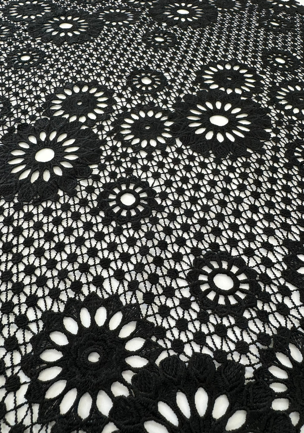 ML113 BLACK Floral Lace Guipiure / Chemical Lace Embroidery