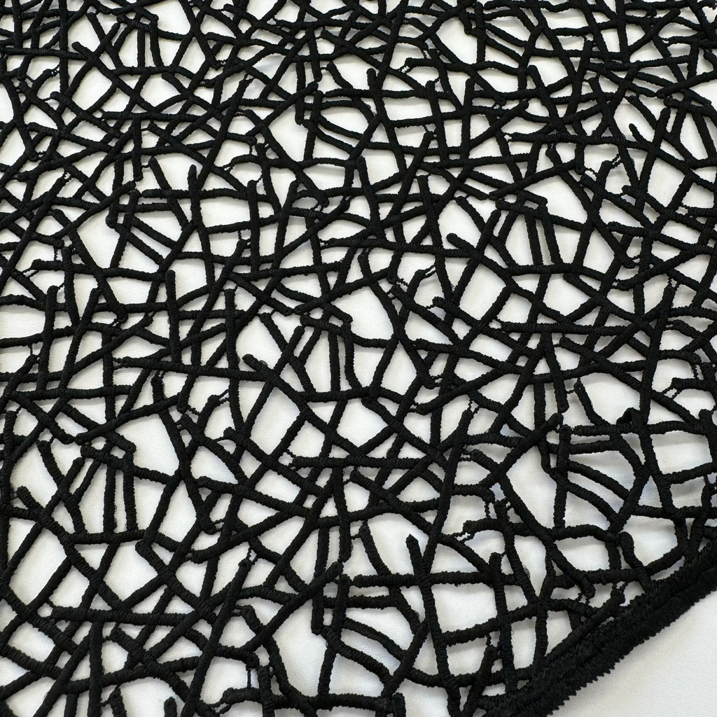 ML112 BLACK Abstract Lace Guipiure / Chemical Lace Embroidery
