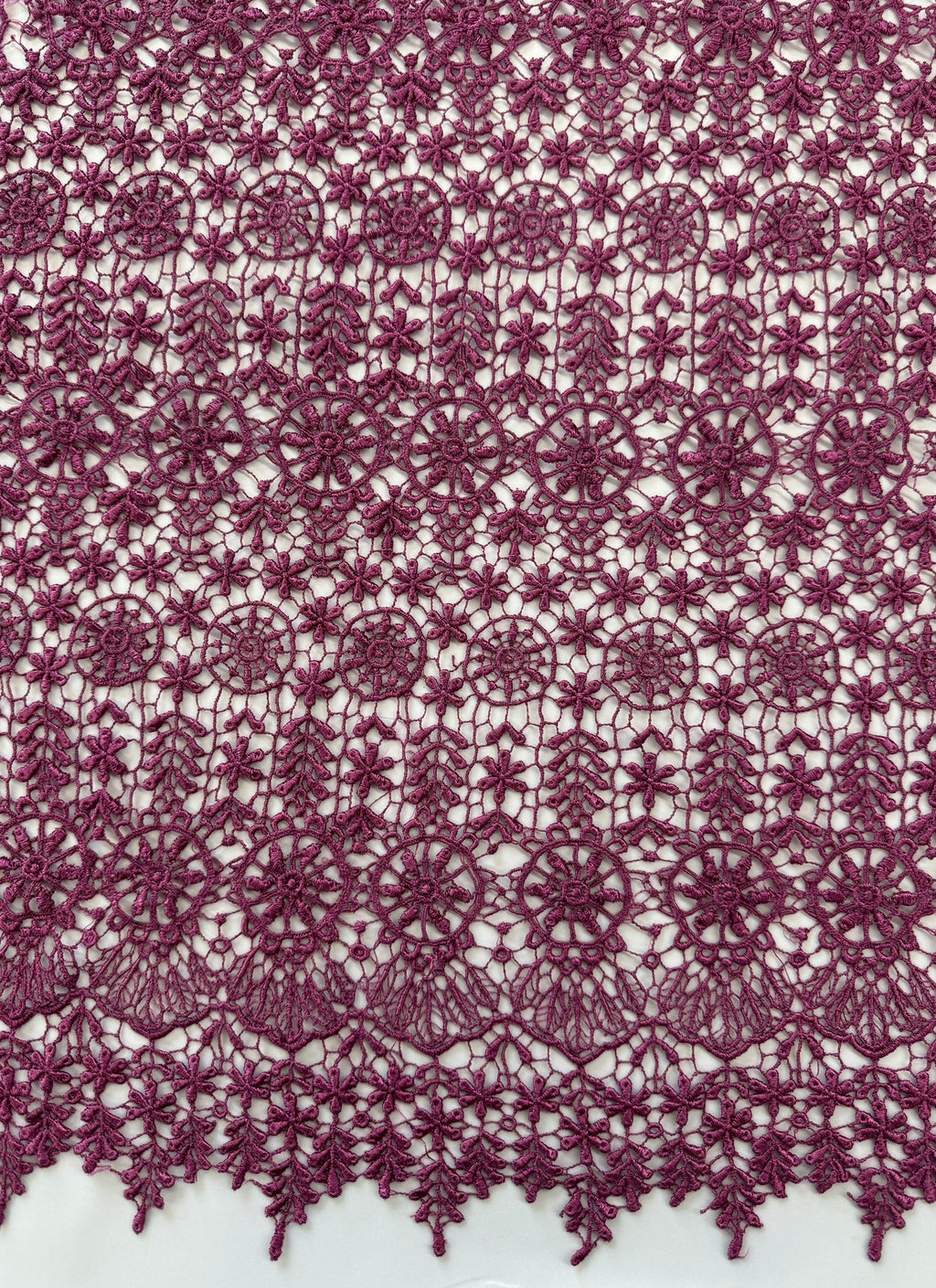 ML121 MAGENTA Geometic Lace Guipiure / Chemical Lace Embroidery