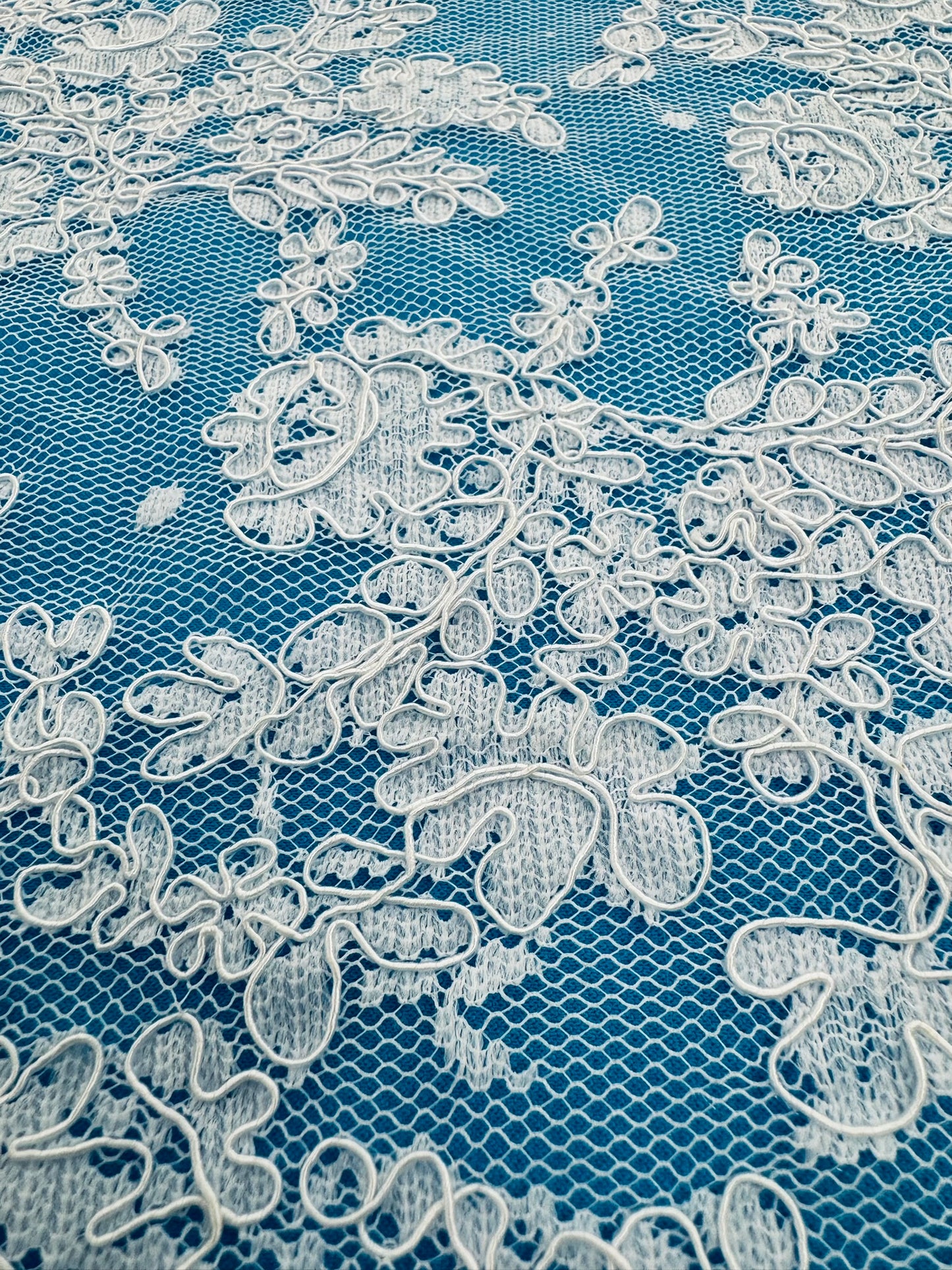 ML130 WHITE Corded Alencon Lace