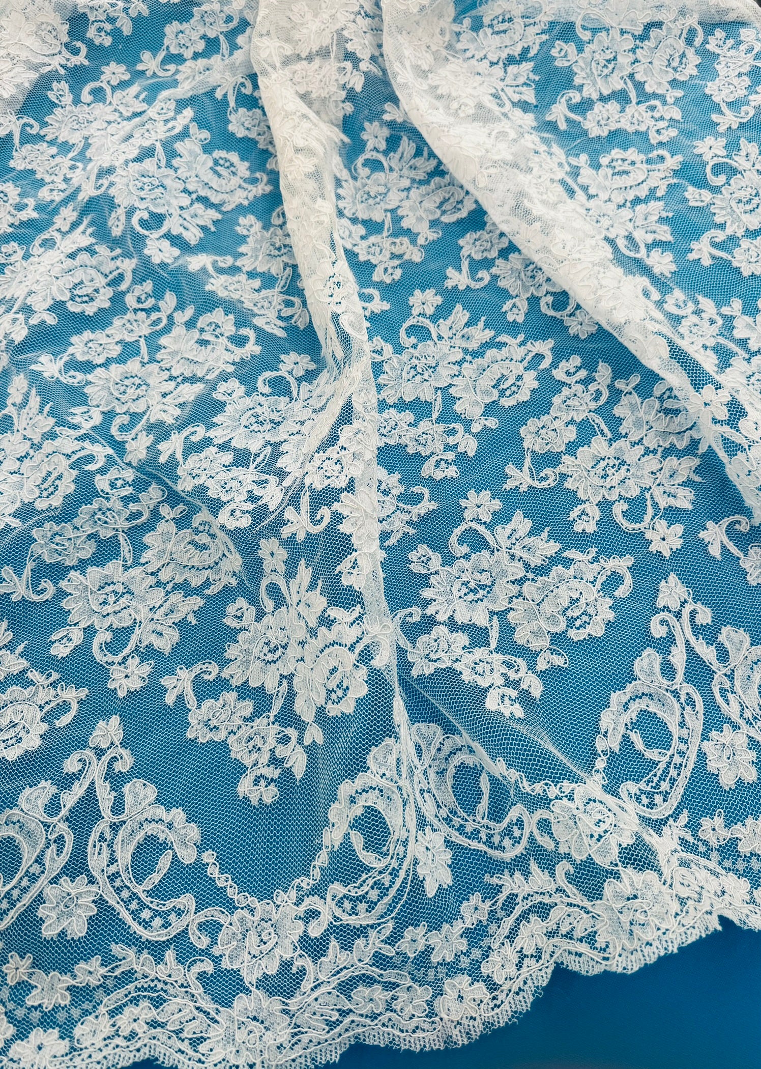 ML129 WHITE Corded Alencon Lace