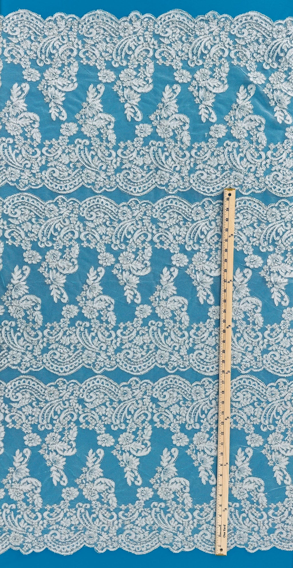 ML132 WHITE/SILVER Corded Alencon Lace Trim