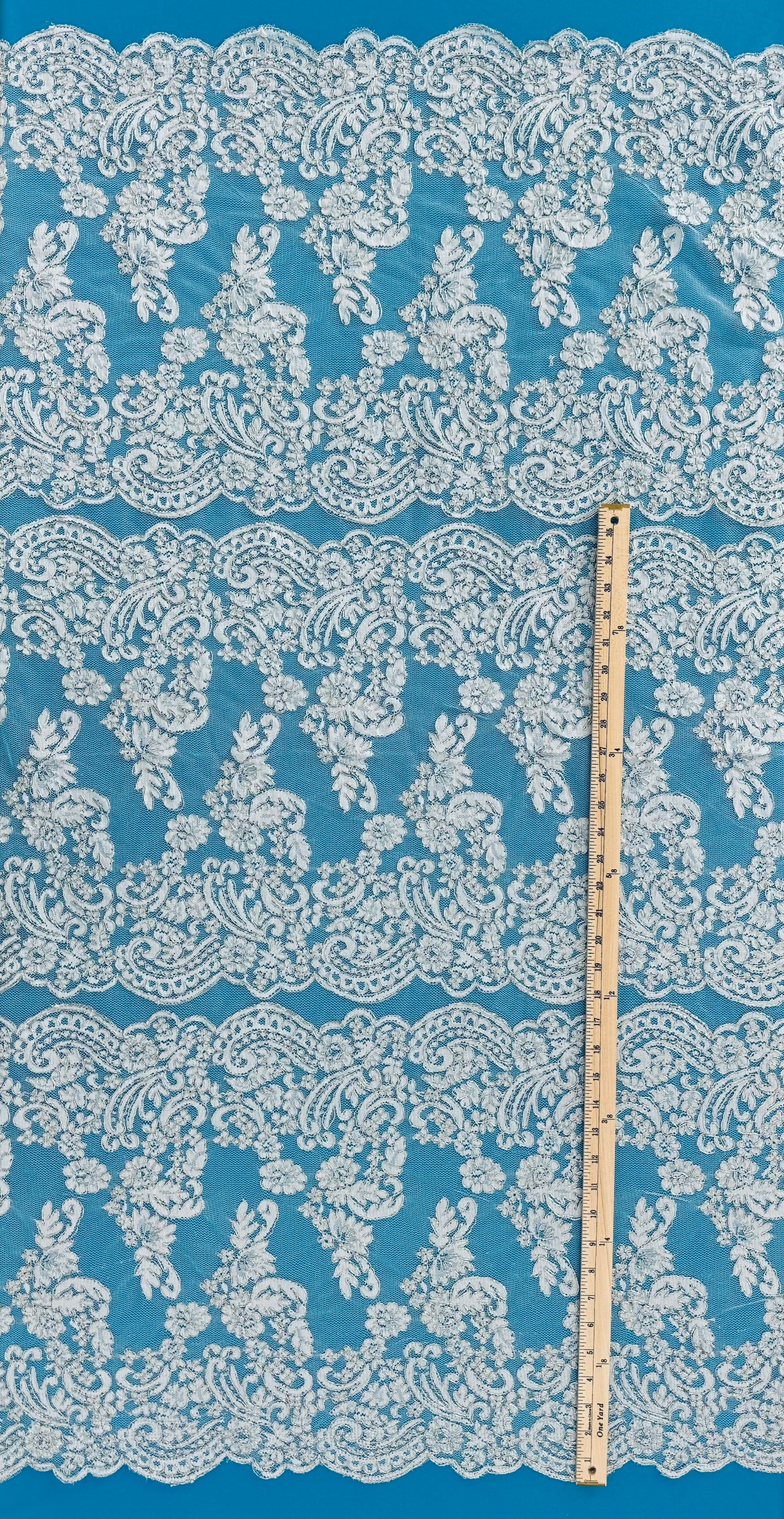 ML132 WHITE/SILVER Corded Alencon Lace Trim