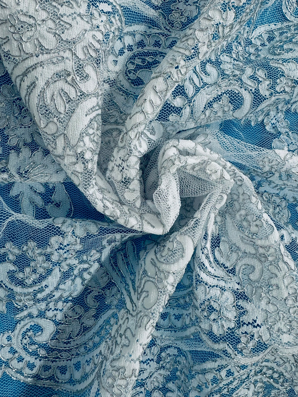 ML132 WHITE/SILVER Corded Alencon Lace Trim