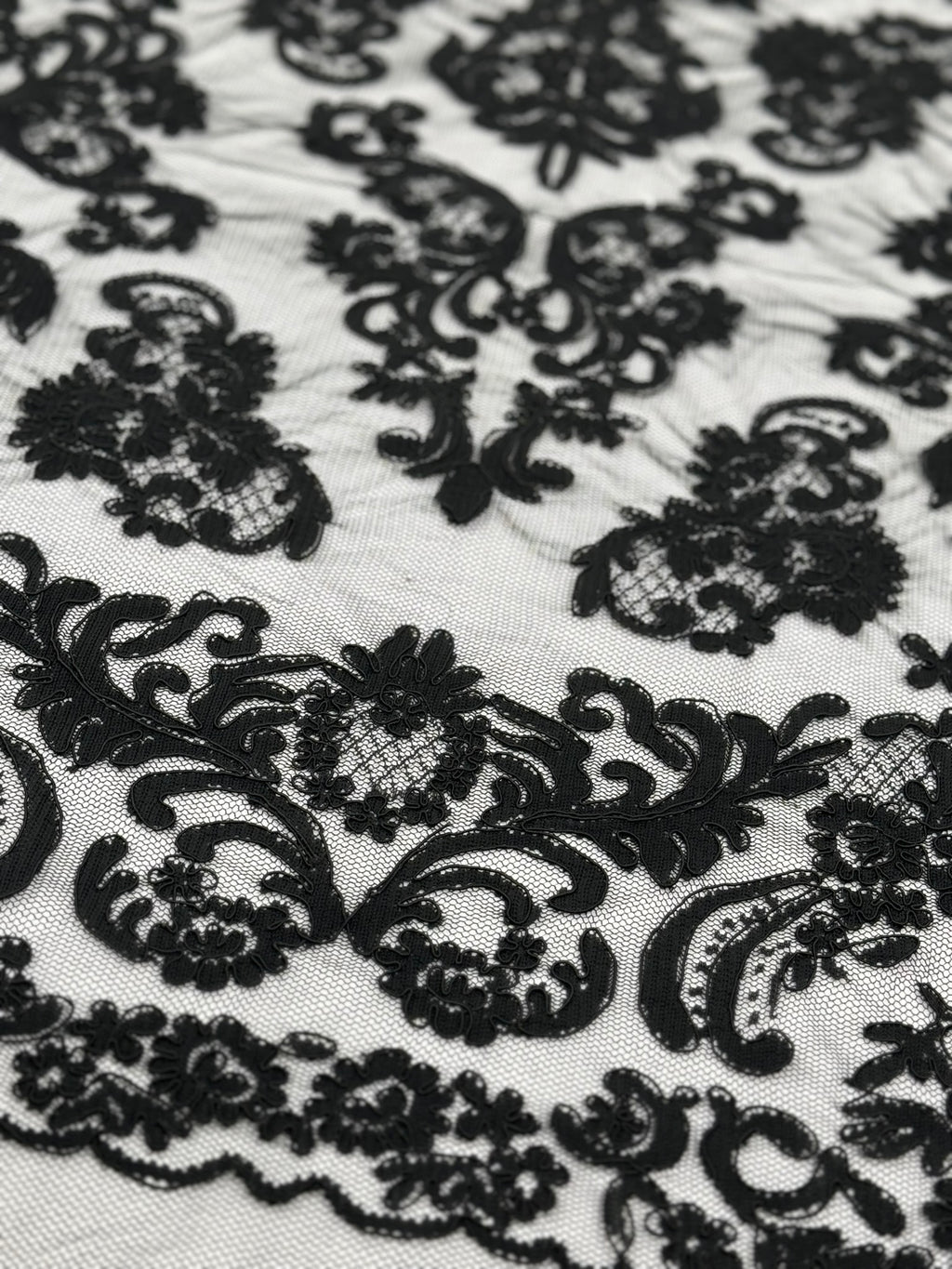 ML131 BLACK Corded Alencon Lace