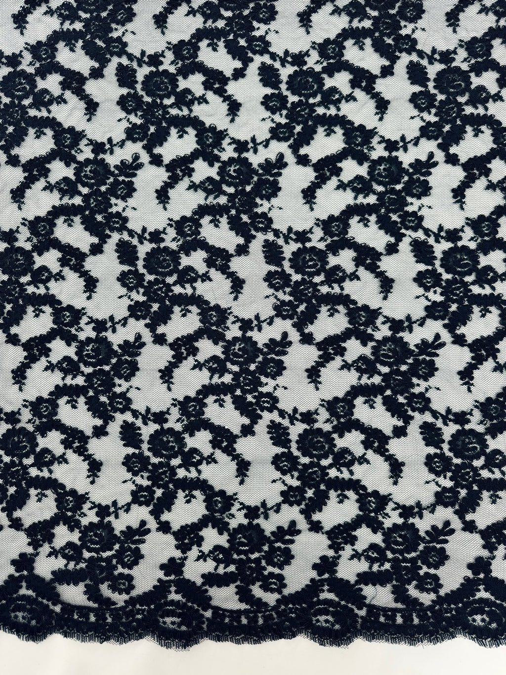 ML140 RED Corded Alencon Lace