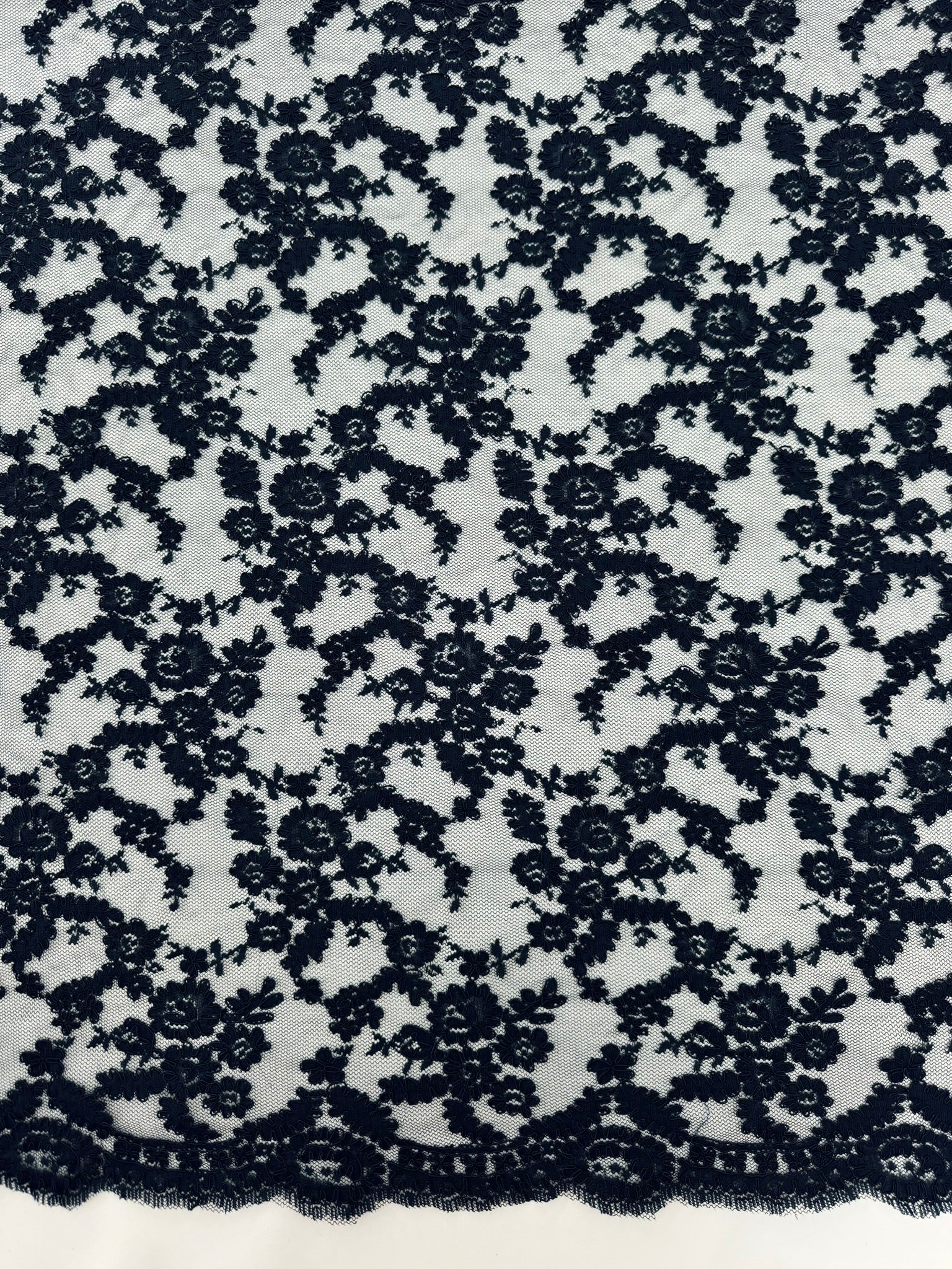 ML140 RED Corded Alencon Lace