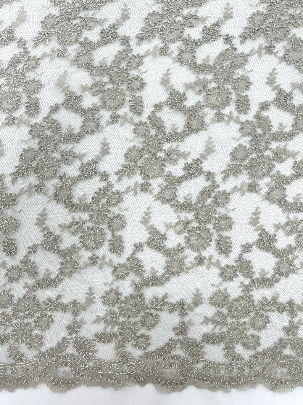 ML140 RED Corded Alencon Lace