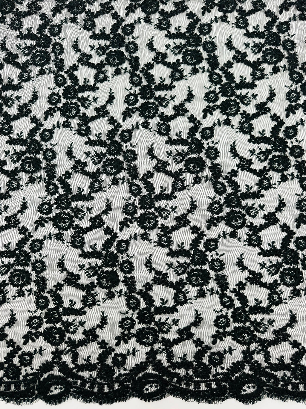 ML140 RED Corded Alencon Lace