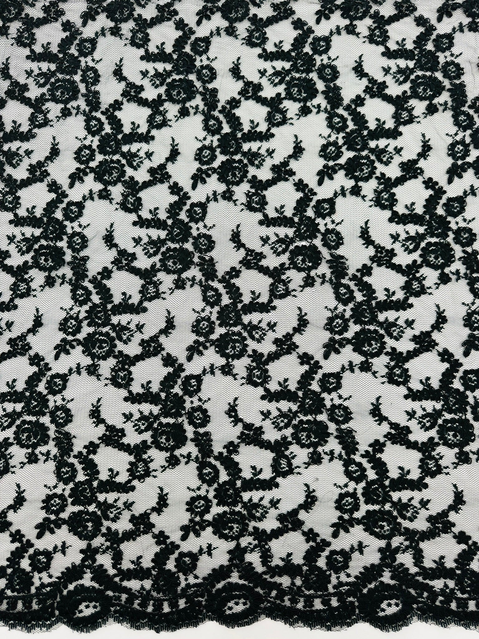 ML140 RED Corded Alencon Lace