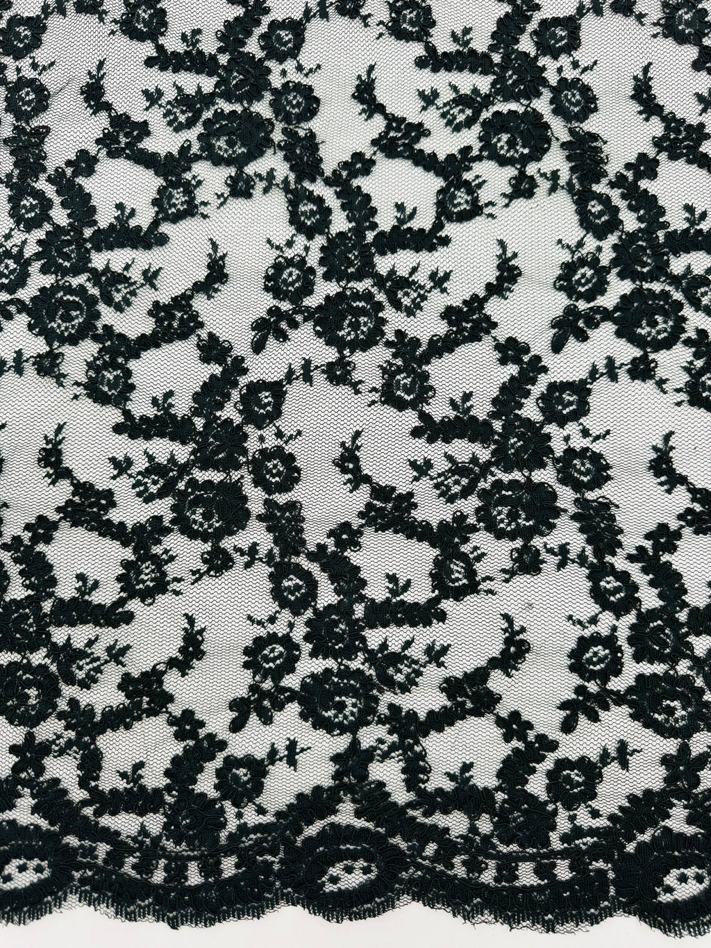 ML140 RED Corded Alencon Lace