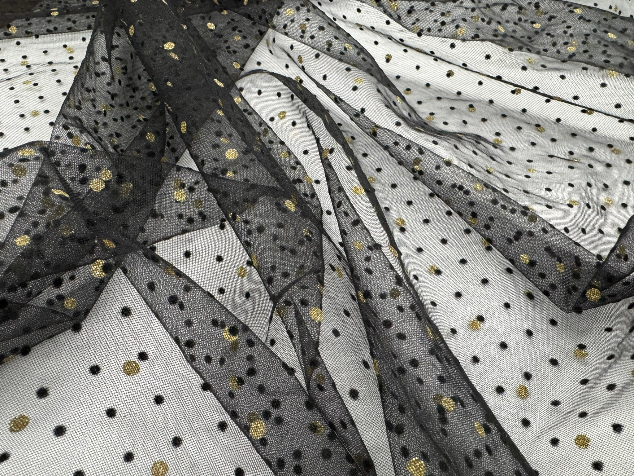 ML153 VELVET POLKADOT TULLE